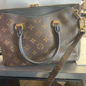 Louis Vuitton Pallas BB noir bag